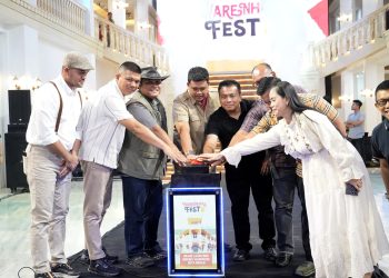 metrodeli/istimewa Tempoe Doeloe: Walikota Medan Bobby Nasution sukses menghadirkan nuansa Medan Tempo Doeloe dengan diresmikannya Gedung Warenhuis Medan yang dulunya merupakan Supermarket pertama di kota Medan, Minggu (16/2) malam