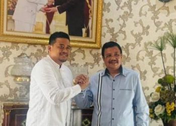 metrodeli/istimewa KUNJUNGAN : Kunjungan Bobby Nasution ke rumah Tengku Erry Nuradi saat kampanye Pilkada tahun lalu.