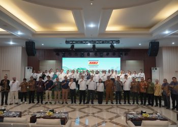 metrodeli/istimewa PELANTIKAN MKI : GM PLN UID Sumut Agus Kuswardoyo bersama stafnya, Pengurus MKI Pusat dan Sumut, perwakilan Pemprov Sumatera Utara, perwakilan Kejati Sumatera Utara, Para Petinggi Perguruan Negeri dan Swasta, Pengembang Energi Baru terbarukan dan Stakeholder lainnya, Selasa, 25 Februari 2025.