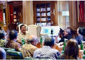 metrodeli/istimewa PERTEMUAN: Presiden Prabowo Subianto kembali mengadakan pertemuan dengan rekan-rekan Pimpinan Redaksi (Pimred) serta tokoh-tokoh senior media di Padepokan Garuda Yaksa.ist