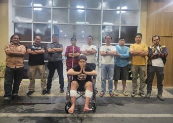 metrodeli/bray TEMBAK : Personel Unit Reskrim Polsek Medan Baru menembak seorang pelaku begal yang meresahkan masyarakat di wilayah hukum Polrestabes Medan, Senin, 03 Maret 2025.