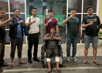 metrodeli/istimewa TEMBAK : Personel Unit Reskrim Polsek Medan Area berhasil menangkap dan menembak pelaku pencurian sepeda motor (Curanmor) saat sedang tiduran di Jalan Langgar, Kelurahan Tegal Sari III, Kecamatan Medan Area, Rabu, 12 Maret 2025, sekitar pukul 01.30 WIB.