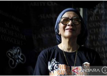 metrodeli/istimewa Arsip Foto -Manajer kelompok musik rock Slank, Bunda Iffet, mengikuti acara jelang keberangkatan tim Ride For Orangutan ProFauna Indonesia di Markas Slank, Gang Potlot, Jakarta, Sabtu (20/4/2013). ANTARA/Andika Wahyu/am.