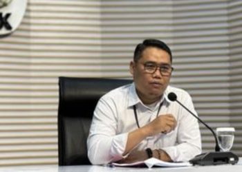 metrodeli/istimewa BERI KETERANGAN: Plt Deputi Penindakan dan Eksekusi KPK Asep Guntur Rahayu kepada wartawan di gedung Merah Putih KPK, Kuningan Persada, Jakarta Selatan, Sabtu, 28 Juni 2025.