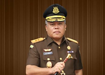 metrodeli/istimewa Harli Siregar