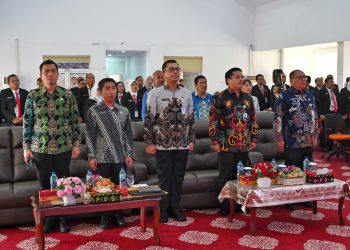 metrodeli/istimewa PKA : Sekdaprovsu Togap Simangunsong menutup PKA Angkatan I dan II Tahun 2025 di Aula Kantor BPSDM Sumut Jalan Ngalengko Nomor 1 Medan, Kamis 24 Juli 2025.