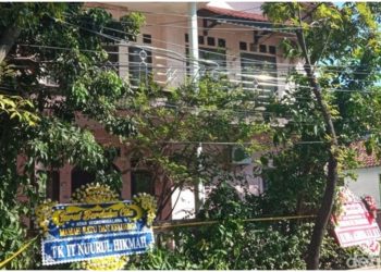 metrodeli/istimewa Foto: TKP penemuan mayat sekeluarga yang terkubur dalam satu lubang di rumah Indramayu (Ony Syahroni)