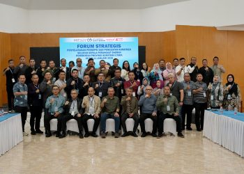 metrodeli/istimewa ARAHAN: Pj Sekretaris Daerah Provinsi Sumatera Utara (Sumut) Sulaiman Harahap memberi arahan dan bimbingan pada pertemuan Forum Strategis dengan seluruh pimpinan Organisasi Perangkat Daerah (OPD) Pemerintah Provinsi Sumut di Aula Mess Pemprovsu Pora-pora Parapat Kab. Simalungun, Sabtu (10/1/2026). Pertemuan tersebut bertujuan untuk penyelarasan dan penguatan komitmen seluruh OPD Pemerintah Provinsi Sumut.