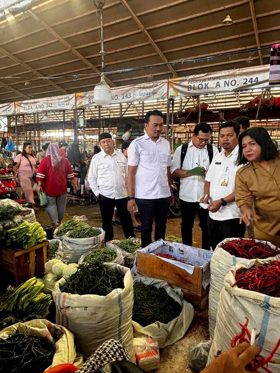 metrodeli/istimewa PANTAU : Tim Pengendalian Inflasi Daerah (TPID) Provinsi Sumatera Utara (Sumut) menurunkan tim gabungan untuk memantau langsung harga, ketersediaan stok, serta kelancaran distribusi Barang Kebutuhan Pokok dan Barang Penting (Bapokting) di pasar-pasar tradisional Kota Medan dan sejumlah kabupaten/kota lainnya, Kamis 27 Agustus 2026.