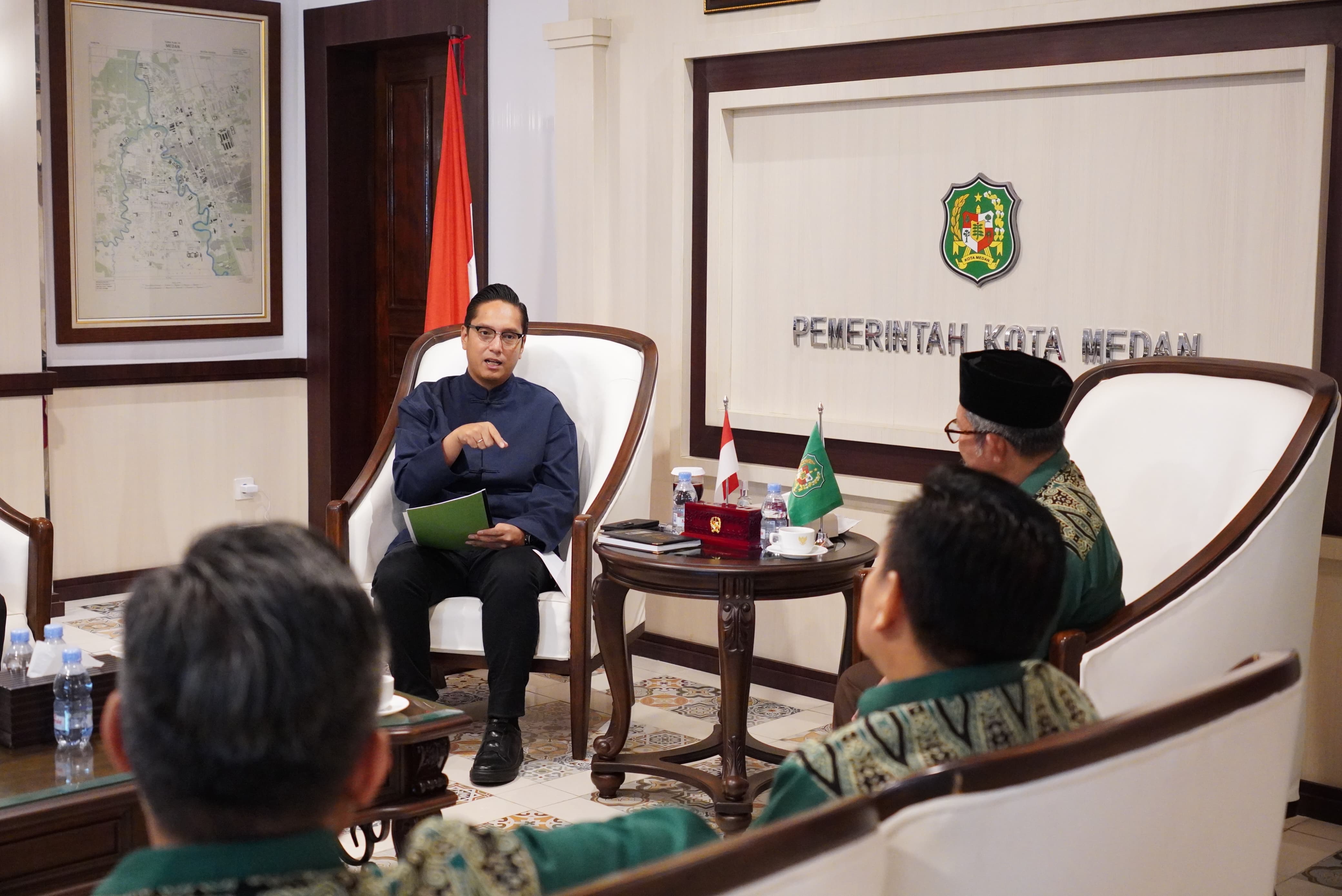 metrodeli/istimewa AUDIENSI: Walikota Medan Rico Waas saat menerima audiensi Pengurus Majelis Daerah KAHMI Kota Medan di Balai Kota Medan, Jumat 11 September 2026.