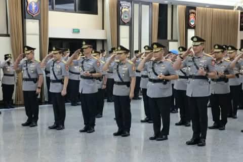 metrodeli/istimewa RESMI : Irjen Pol Dedy Kusuma Bakti per 2 Oktober 2026 resmi mengemban amanat sebagai Kepala Badan Intelijen Keamanan (Kabaintelkam) Polri menggantikan Komjen Pol Yuda Gustawan yang menjabat sebagai Kabaintelkam Polri sejak 19 September 2025.