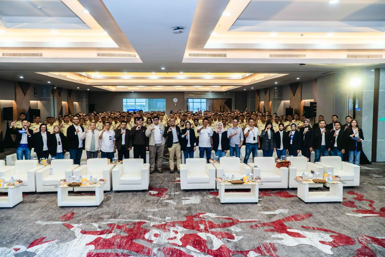 metrodeli/istimewa PROFESIONALISME : PT PKSS terus memperkuat profesionalisme dan kualitas sumber daya manusia melalui berbagai program pembinaan dan pengembangan kompetensi yang dilaksanakan secara berkelanjutan di berbagai wilayah Indonesia, kemarin.