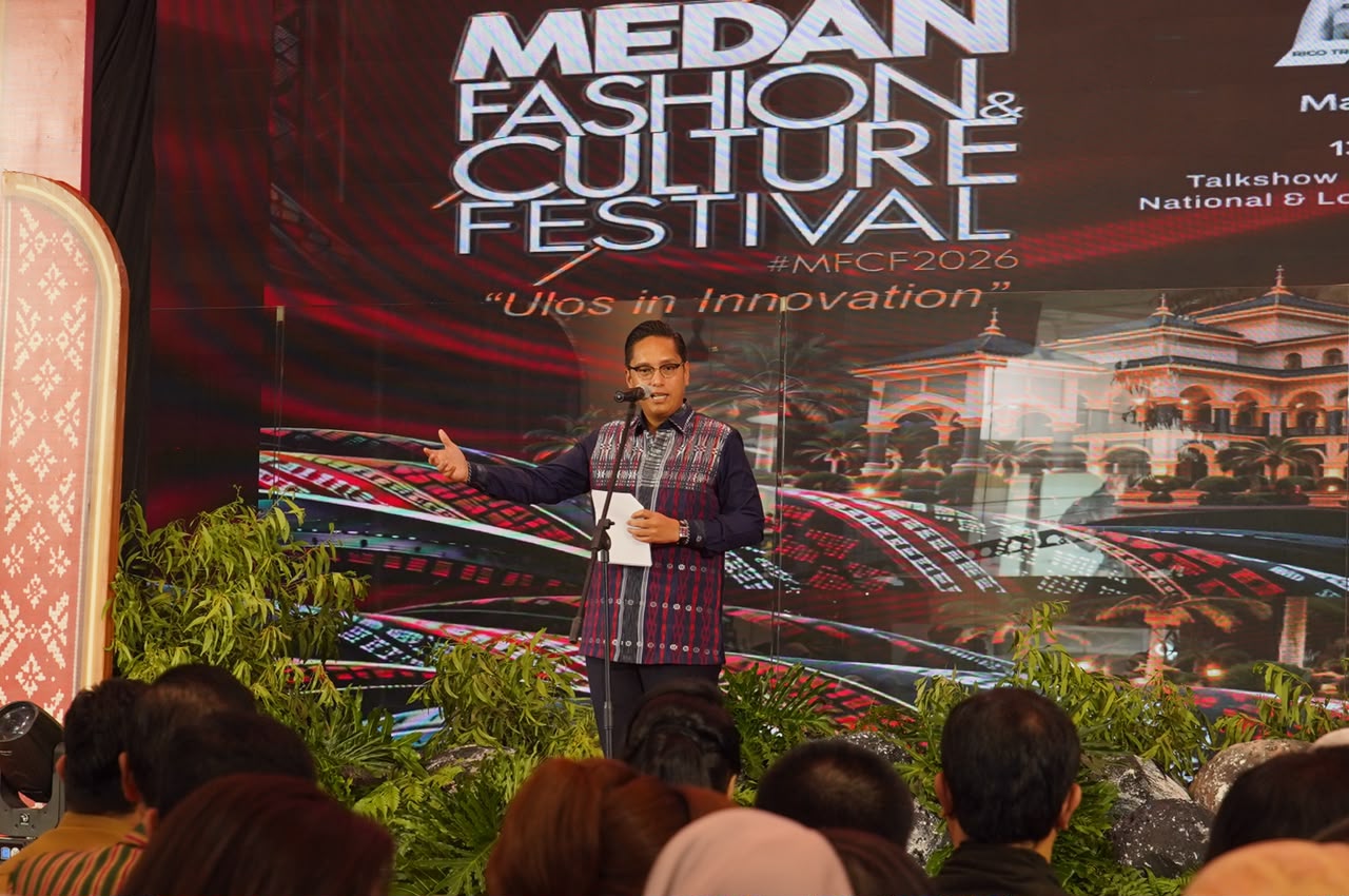 metrodeli/istimewa MFCF 2026 : Walikota Medan Rico Tri Putra Bayu Waas membuka MFCF 2026 bertema Ulos in Innovation yang dibuka di Main Atrium Sun Plaza Medan, Selasa 13 Oktober 2026.