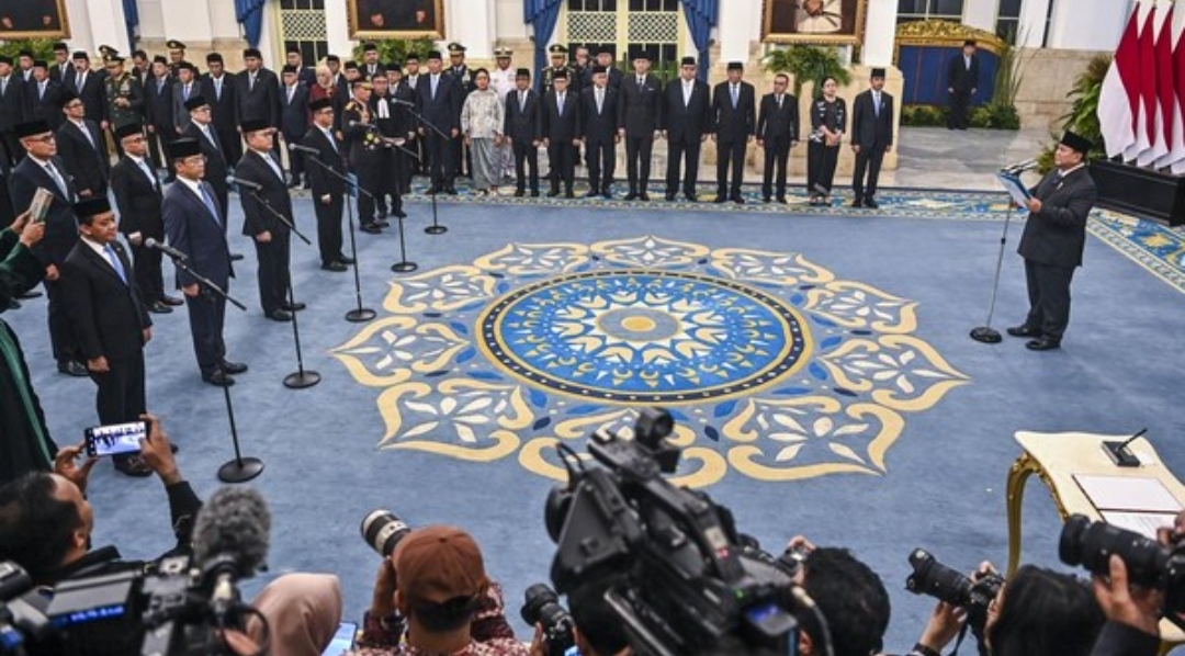 metrodeli/istimewa LANTIK : Pelantikan menteri, wamen dan kepala lembaga Kabinet Merah Putih di Istana Negara, Jakarta, Kamis (1/10/2026). (ANTARA FOTO/Galih Pradipta)